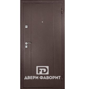 Дверь уличная покрыта цинкогрунтом